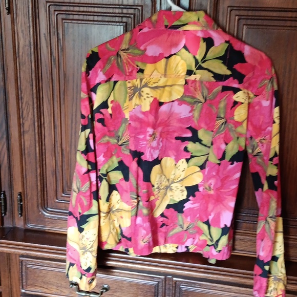 Chicos, size 1, pink/yellow - Picture 2 of 3